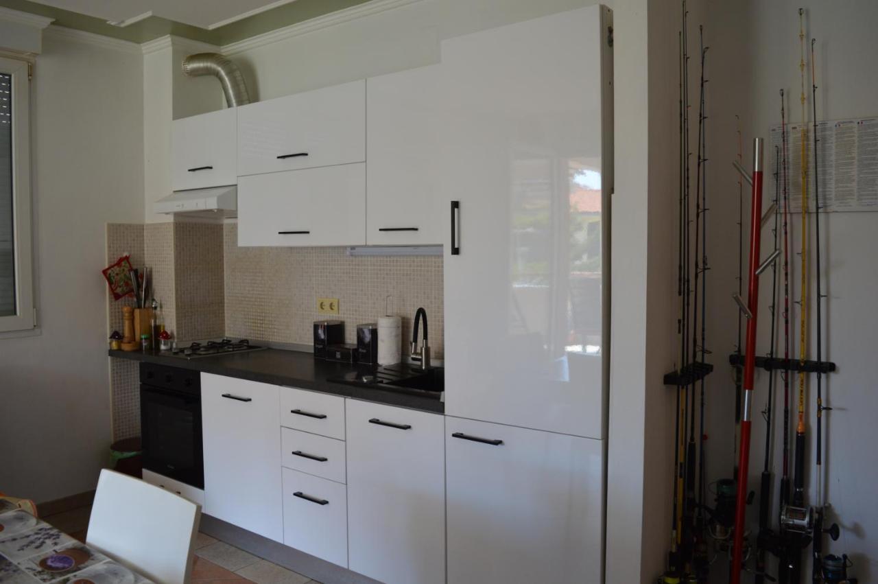 Apartment Švrćo Žaborić Extérieur photo