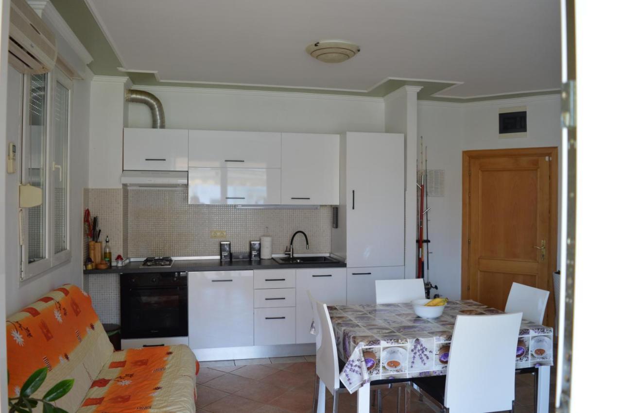 Apartment Švrćo Žaborić Extérieur photo