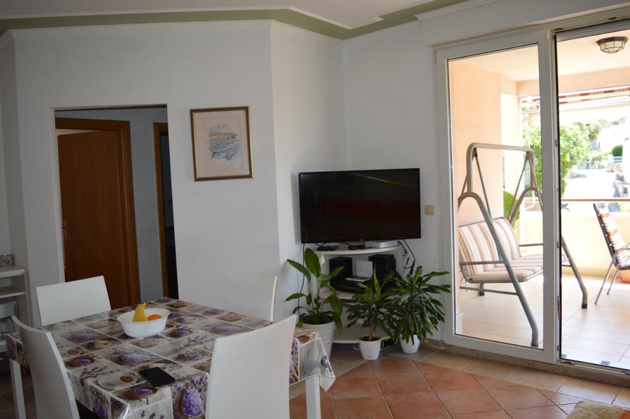 Apartment Švrćo Žaborić Extérieur photo